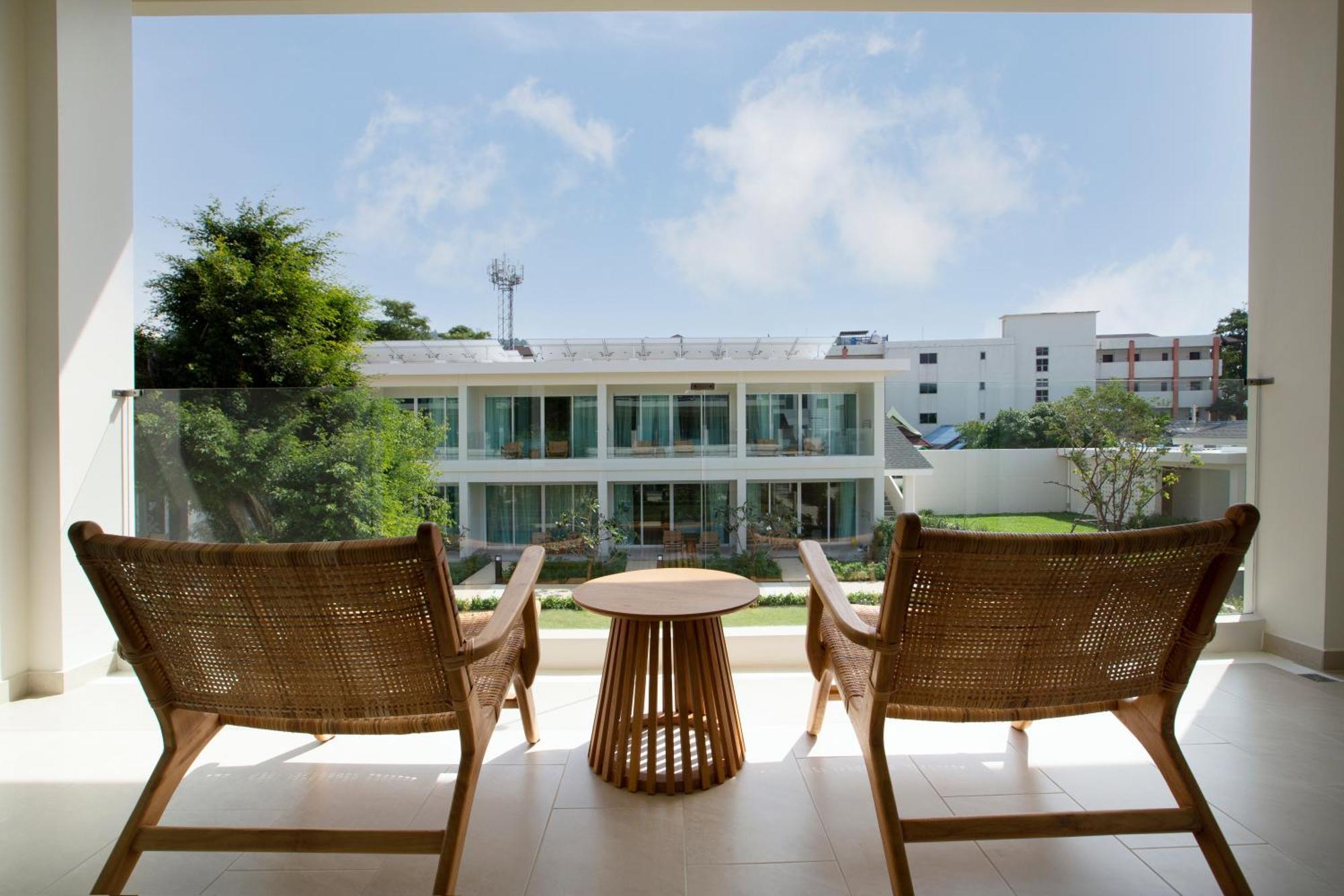 Niranapa Boutique Resort شاطئ كاتا المظهر الخارجي الصورة