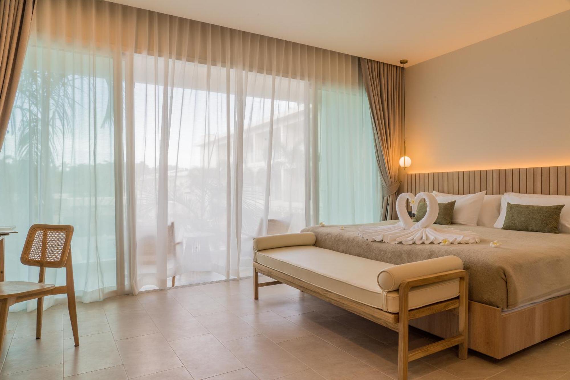 Niranapa Boutique Resort شاطئ كاتا المظهر الخارجي الصورة